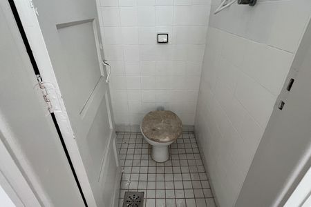 Apartamento para alugar com 113m², 2 quartos e 1 vaga Apartamento para alugar com 113m², 2 quartos e 1 vagaBanheiro de Serviço