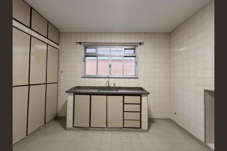 Casa para alugar com 135m², 2 quartos e 1 vagaCozinha