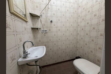 Casa para alugar com 135m², 2 quartos e 1 vagaBanheiro de serviço