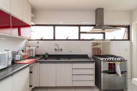 Apartamento à venda com 140m², 3 quartos e 3 vagas Apartamento à venda com 140m², 3 quartos e 3 vagasCozinha