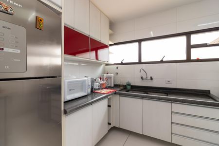 Apartamento à venda com 140m², 3 quartos e 3 vagas Apartamento à venda com 140m², 3 quartos e 3 vagasCozinha