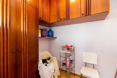 Apartamento à venda com 140m², 3 quartos e 3 vagas Apartamento à venda com 140m², 3 quartos e 3 vagasQuarto de Serviço