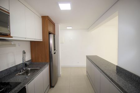 Apartamento para alugar com 70m², 2 quartos e 2 vagasCozinha
