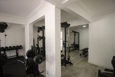 Apartamento para alugar com 70m², 2 quartos e 2 vagasÁrea comum - Academia