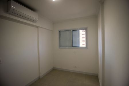 Apartamento para alugar com 70m², 2 quartos e 2 vagasQuarto