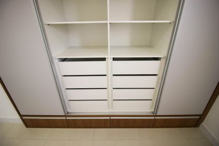 Apartamento para alugar com 70m², 2 quartos e 2 vagasSuíte