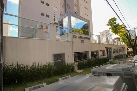 Apartamento para alugar com 70m², 2 quartos e 2 vagasFachada