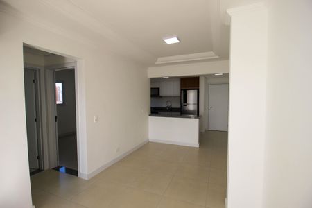 Apartamento para alugar com 70m², 2 quartos e 2 vagasSala