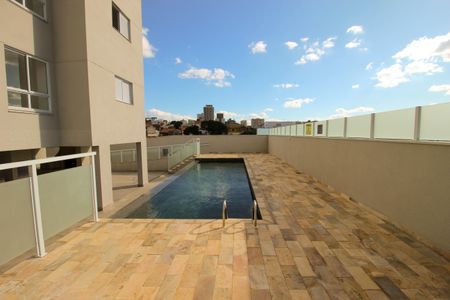 Apartamento para alugar com 70m², 2 quartos e 2 vagasÁrea comum - Piscina