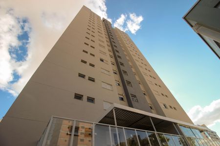 Apartamento para alugar com 70m², 2 quartos e 2 vagasFachada