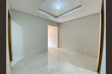 Casa para alugar com 55m², 2 quartos e sem vagaSala