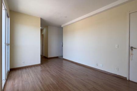 Sala de apartamento para alugar com 2 quartos, 56m² em Vila Rosália, Guarulhos