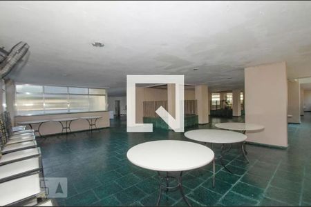 Apartamento à venda com 75m², 2 quartos e 1 vagaÁrea comum