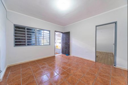 Casa para alugar com 140m², 3 quartos e 2 vagas Casa para alugar com 140m², 3 quartos e 2 vagasSala