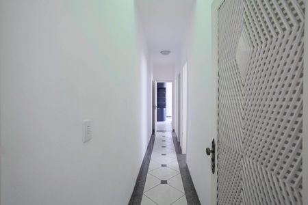 Casa à venda com 150m², 3 quartos e 3 vagasCorredor