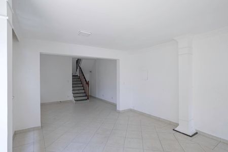 Casa à venda com 150m², 3 quartos e 3 vagasSala 2