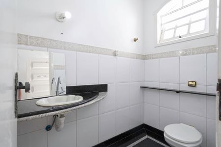 Casa à venda com 150m², 3 quartos e 3 vagasLavabo