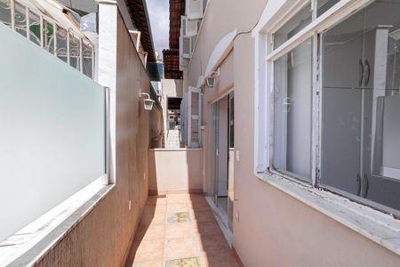 Casa à venda com 150m², 3 quartos e 3 vagasVaranda 