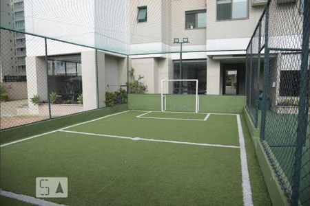 Apartamento à venda com 87m², 3 quartos e 2 vagas Apartamento à venda com 87m², 3 quartos e 2 vagasQuadra de Futebol