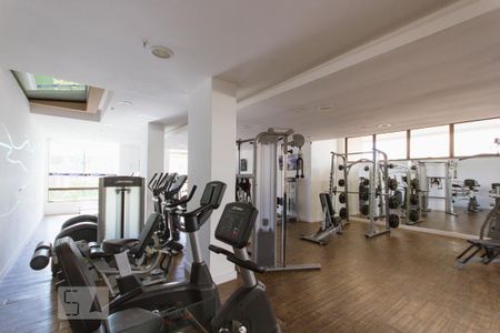 Apartamento à venda com 87m², 3 quartos e 2 vagas Apartamento à venda com 87m², 3 quartos e 2 vagasÁrea comum - Academia