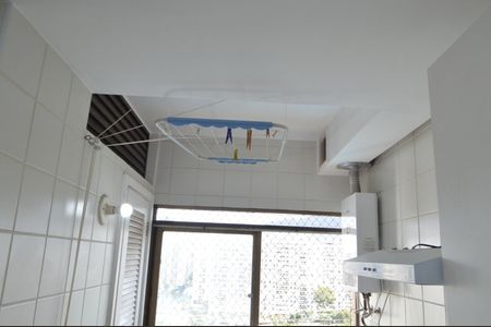 Apartamento à venda com 87m², 3 quartos e 2 vagas Apartamento à venda com 87m², 3 quartos e 2 vagasÁrea de Serviço