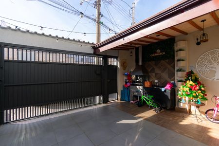 Casa à venda com 90m², 3 quartos e 2 vagasGaragem
