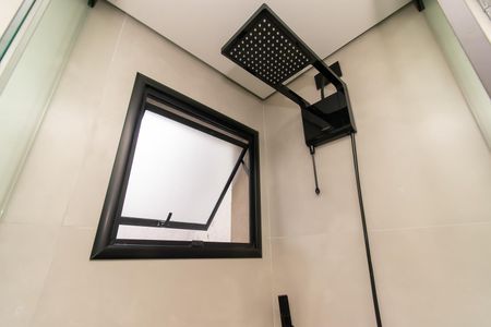 Casa à venda com 90m², 3 quartos e 2 vagasBanheiro