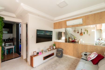 Sala de casa à venda com 3 quartos, 90m² em Vila Lucia, São Paulo