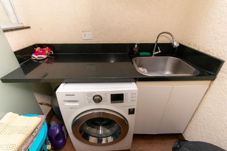 Casa à venda com 90m², 3 quartos e 2 vagasÁrea de Serviço