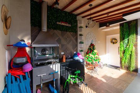 Casa à venda com 90m², 3 quartos e 2 vagasChurrasqueira