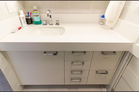 Apartamento à venda com 125m², 3 quartos e 1 vagaBanheiro da Suíte