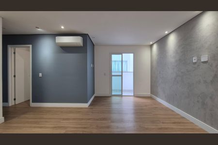 Sala de apartamento para alugar com 3 quartos, 70m² em Jardim, Santo André