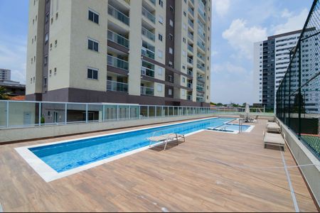 Apartamento à venda com 68m², 2 quartos e 2 vagasÁrea comum - Piscina
