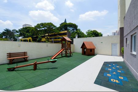 Apartamento à venda com 68m², 2 quartos e 2 vagasÁrea comum - Playground