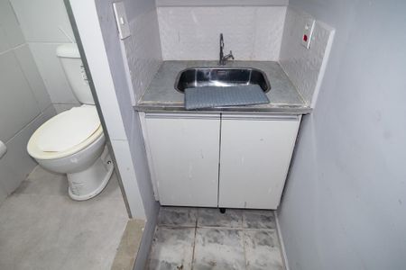 Cozinha de apartamento para alugar com 1 quarto, 20m² em Bela Vista, São Paulo
