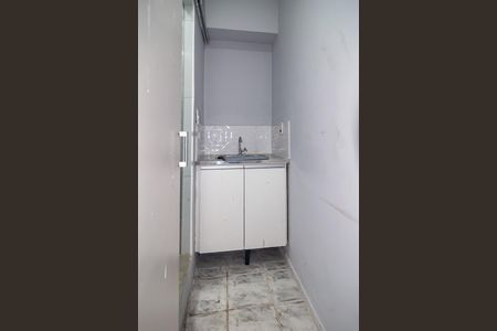Cozinha de apartamento para alugar com 1 quarto, 20m² em Bela Vista, São Paulo