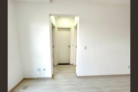 Sala de apartamento à venda com 2 quartos, 47m² em Jardim Vila Galvao, Guarulhos