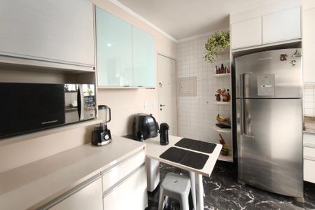 Apartamento à venda com 98m², 3 quartos e 2 vagasCozinha