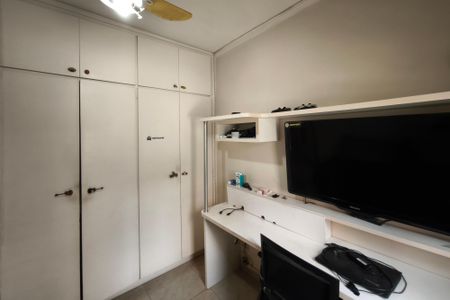 Apartamento à venda com 98m², 3 quartos e 2 vagasQuarto 2