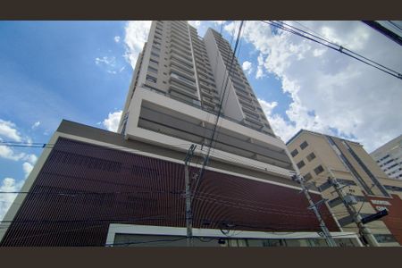 Apartamento para alugar com 61m², 2 quartos e 1 vaga Apartamento para alugar com 61m², 2 quartos e 1 vagaFachada