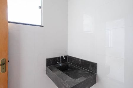 Casa à venda com 125m², 3 quartos e 2 vagasBanheiro da suíte 