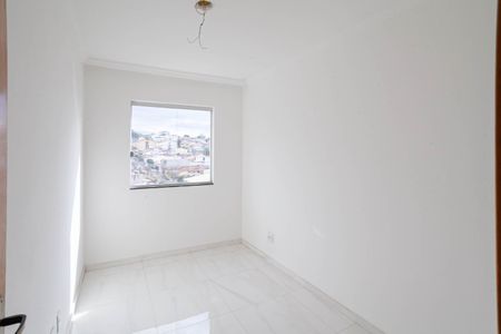 Casa à venda com 125m², 3 quartos e 2 vagasQuarto 2