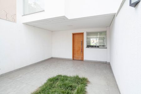 Casa à venda com 125m², 3 quartos e 2 vagasEntrada