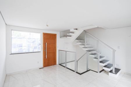 Casa à venda com 125m², 3 quartos e 2 vagasSala/Cozinha