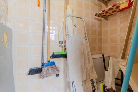 Apartamento à venda com 58m², 2 quartos e 1 vagaBanheiro de serviço