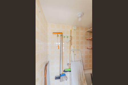 Apartamento à venda com 58m², 2 quartos e 1 vagaBanheiro de serviço