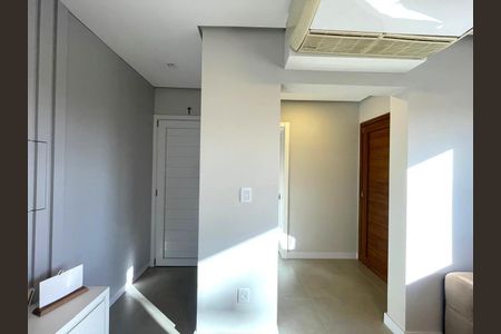 Casa à venda com 183m², 3 quartos e 2 vagasCorredor