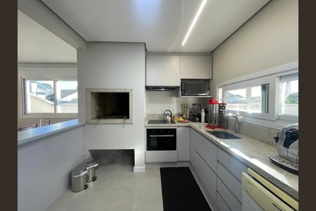 Casa à venda com 183m², 3 quartos e 2 vagasCozinha