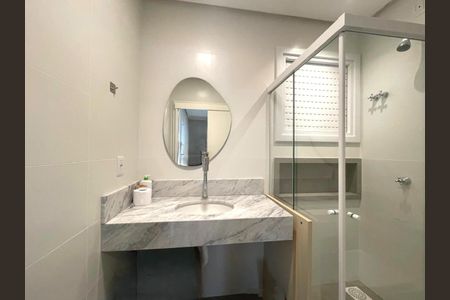 Casa à venda com 183m², 3 quartos e 2 vagasBanheiro social
