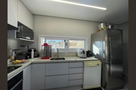 Casa à venda com 183m², 3 quartos e 2 vagasCozinha